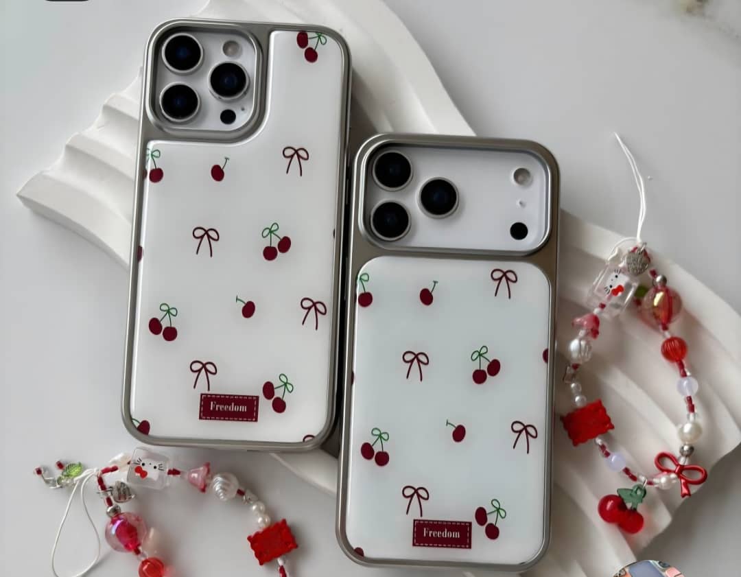 قاب کروم آلبالو و پاپییون قرمز 🍒